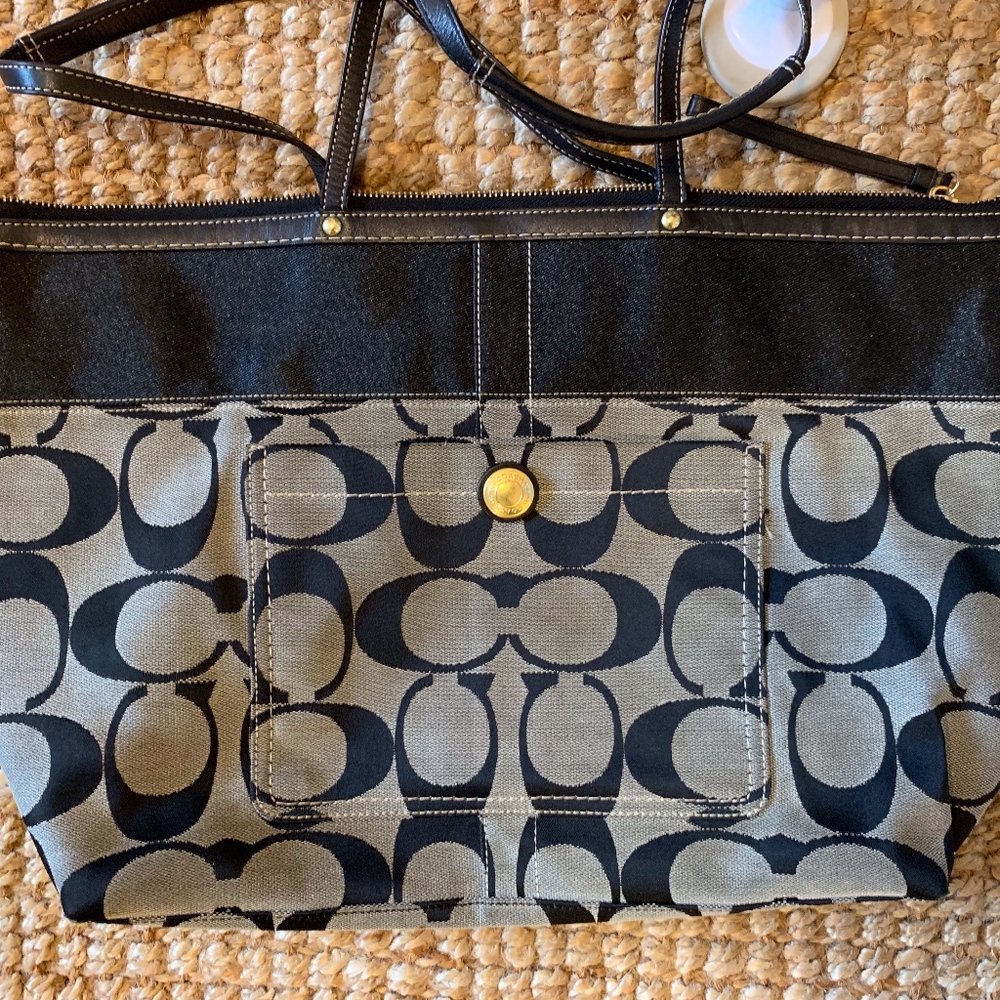 Womens Coach Handbag